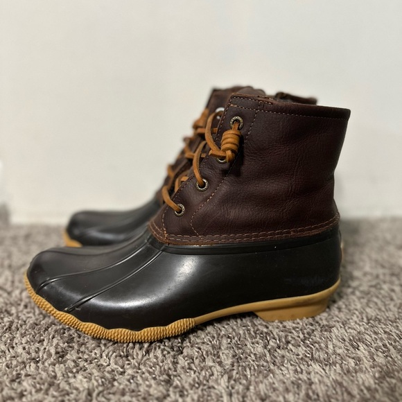 Women’s Sperry Saltwater Brown and Black Duck Boots 7.5 - Picture 2 of 5